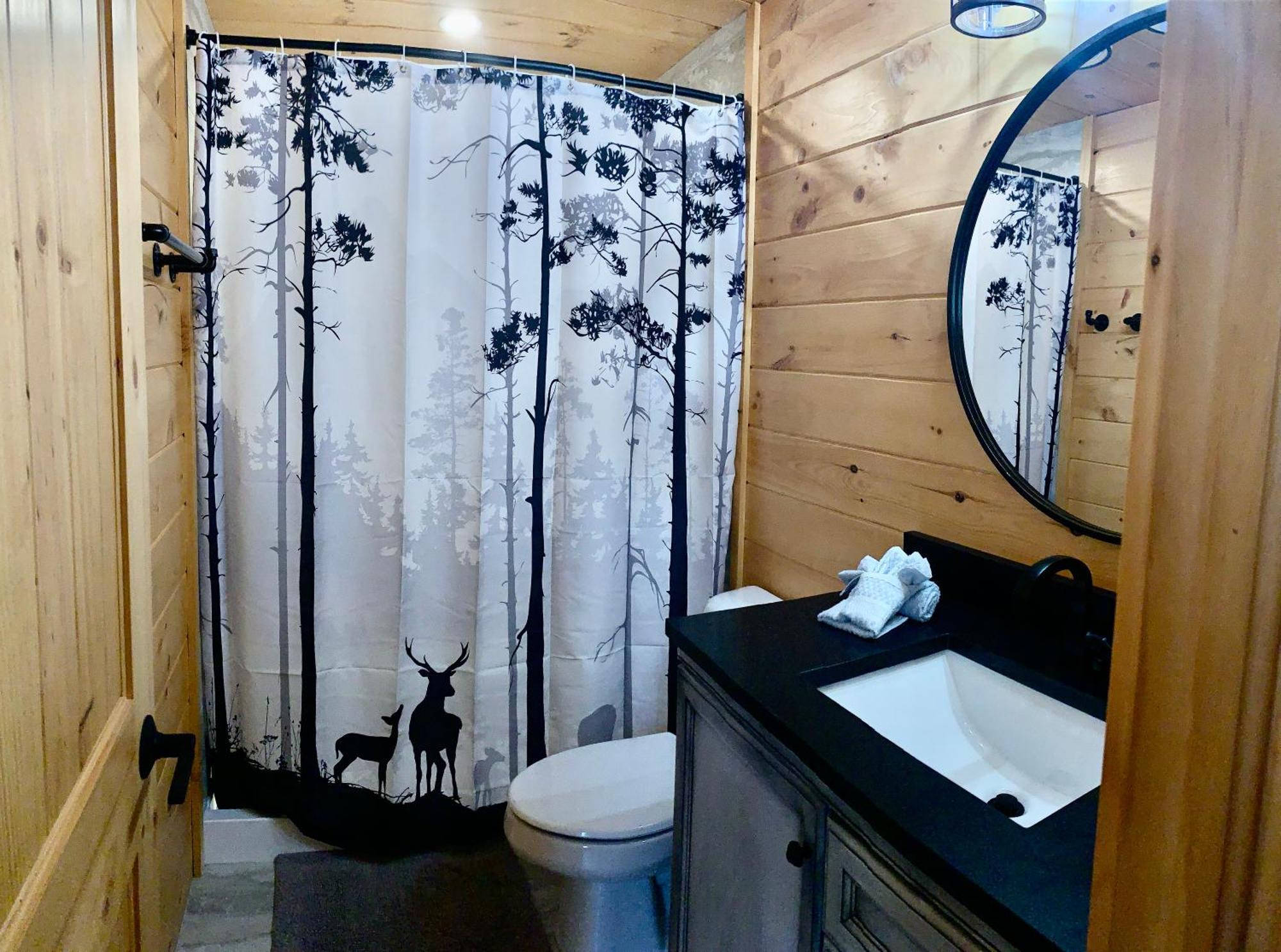 Peek A Boo Cabins: Cozy Cabin Логан Экстерьер фото